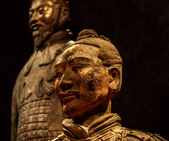 Le projet Terracotta Warrior à l’aéroport de Vancouver a été inspiré par les statues célèbres chinoises.