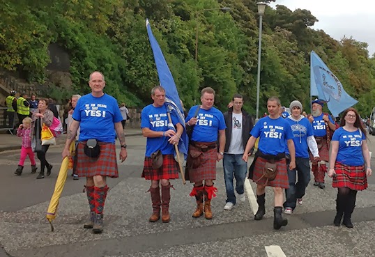 Manifestation du Camp du « Oui » en Écosse. | Photo par Pascal Guillon