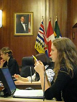  200431.png Des jeunes engagés au Conseil de la ville de Vancouver. | Photo de Vancouver Youth