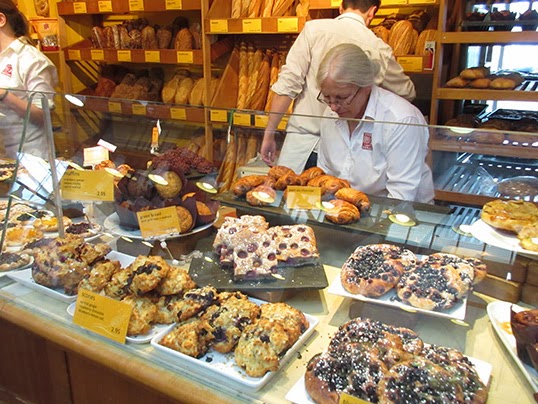 La boutique Terra Breads au marché de l’Île de Granville. | Photo par GD Taber