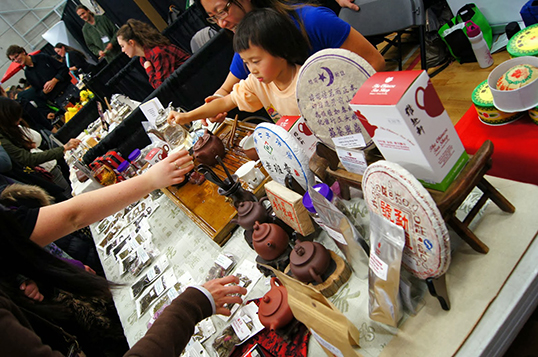 En 2013, la première édition du Vancouver Tea Festival avait attiré 3 500 curieux.